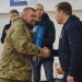 В рамках проведения соревнований Сергей Сурмач вручил бойцу СВО ценный подарок