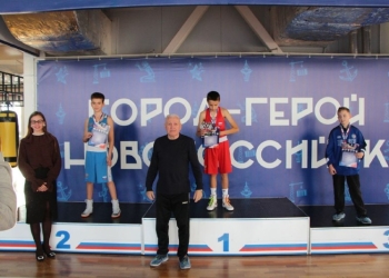 Бокс в честь героев